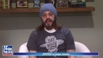 'SNL': Pete Davidson Roasts Aaron Rodgers' Vaccination Claims